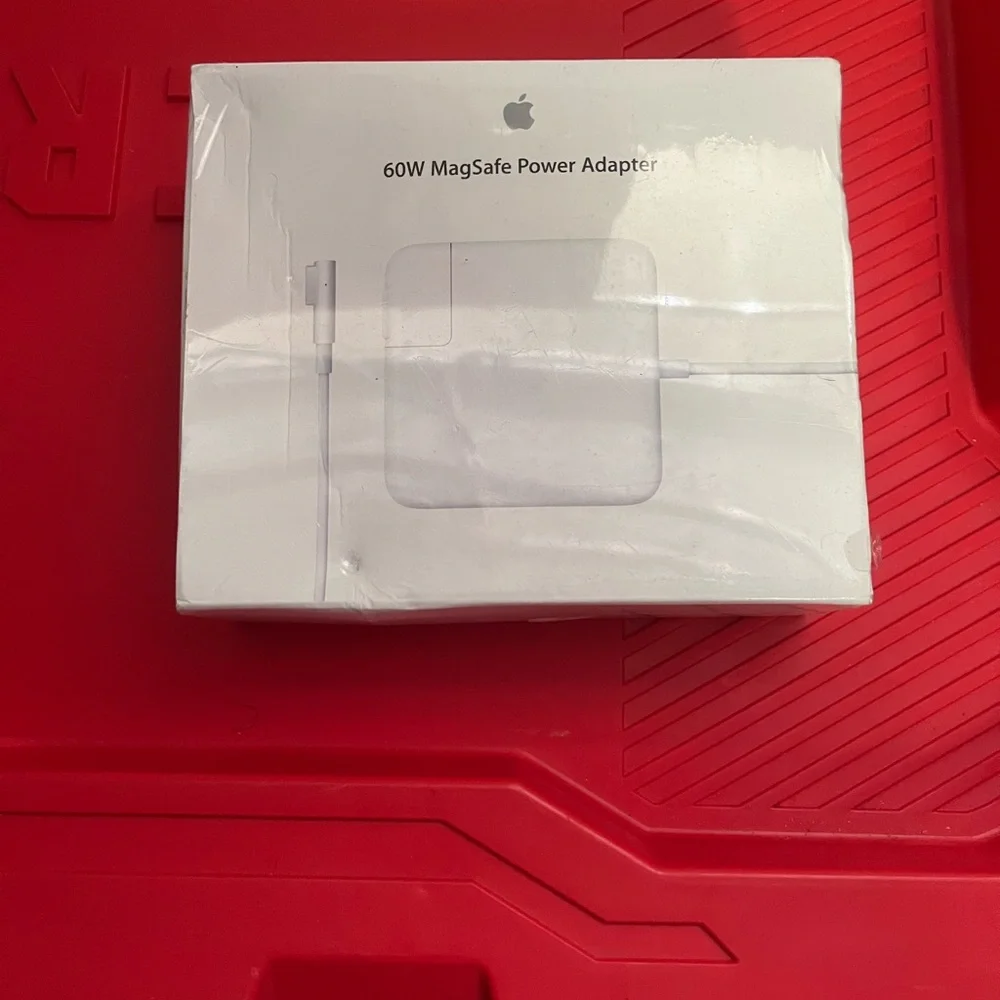 Original New / Sealed Apple MagSafe 60W Power Adapter MC461LL/A - A1344